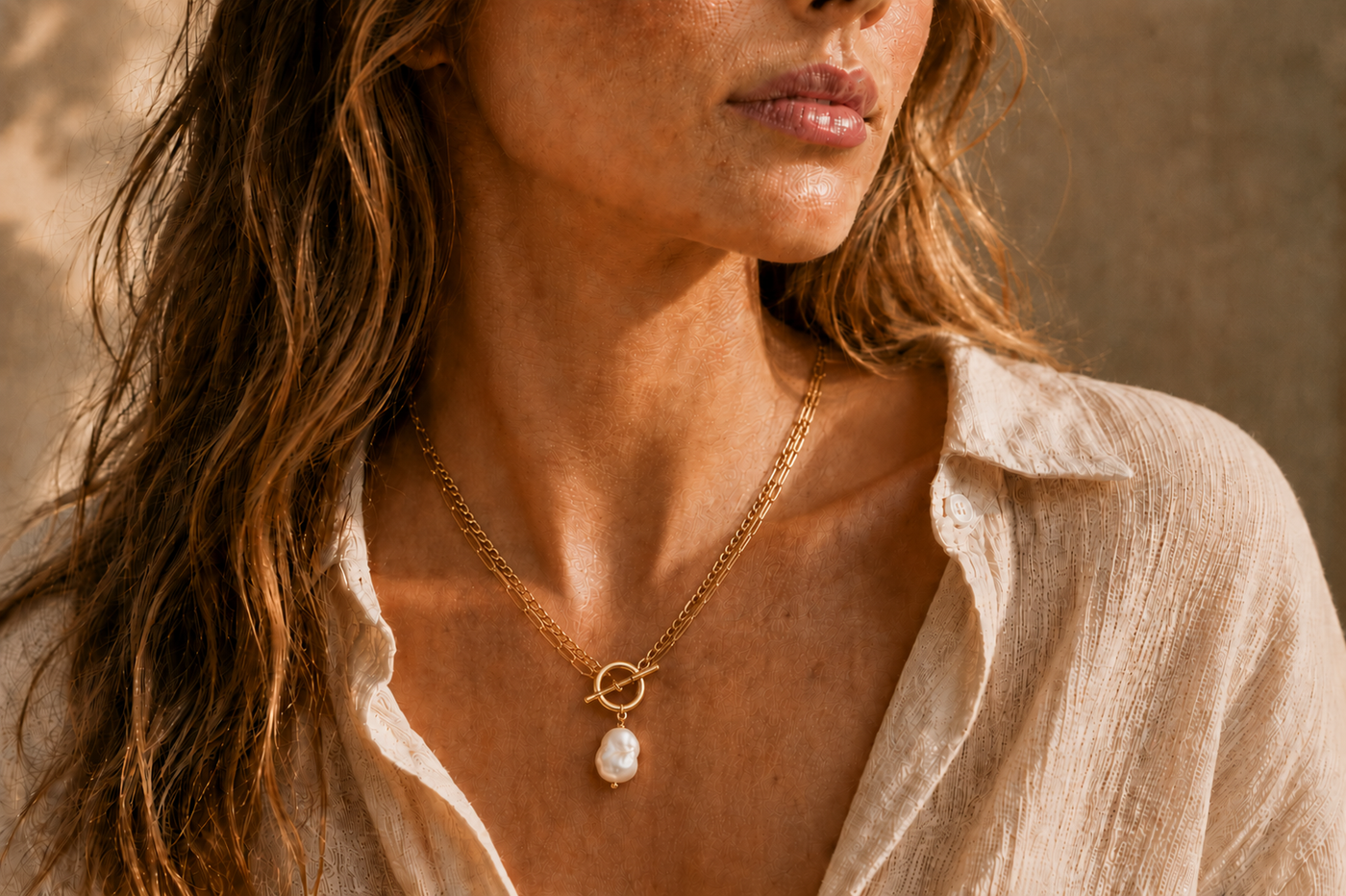 Collier Nacréa – Double chaîne dorée & perle nacrée
