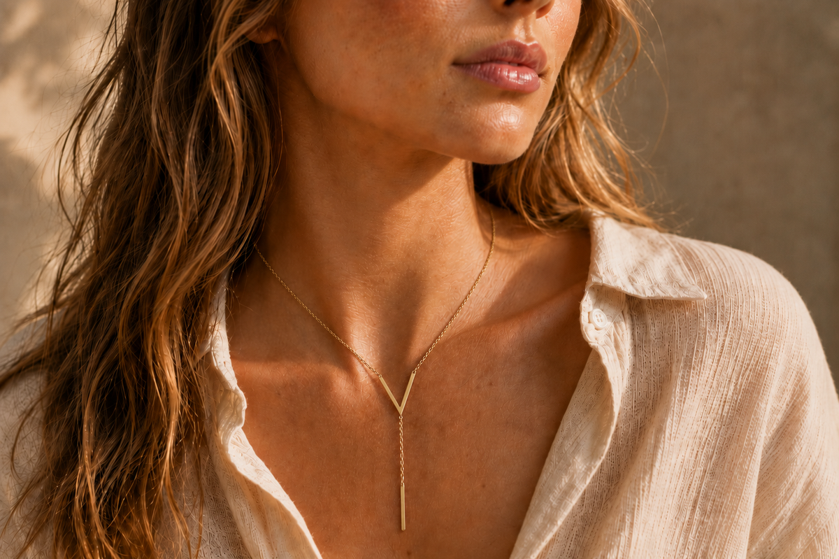 Collier V doré